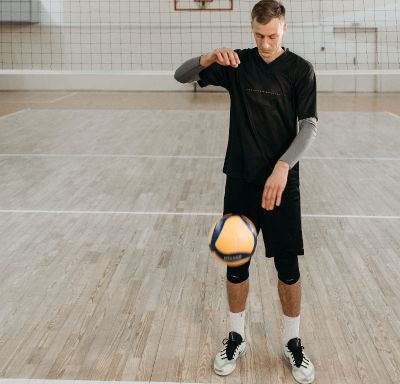How To Practice Volleyball Alone Without A Wall 4 Drills Volley Expert