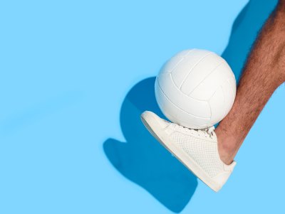 Can You Use Your Leg in Volleyball? (Explained with Examples) – Volley